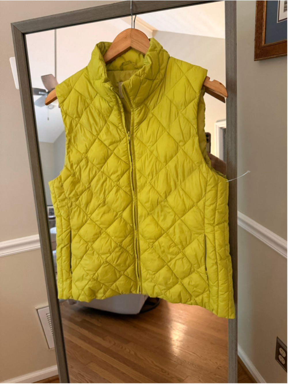 Women's LOFT Quilted Vest Yellow Size M